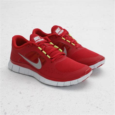 nike free run 3 schwarz rot|Nike Free Running Shoes .